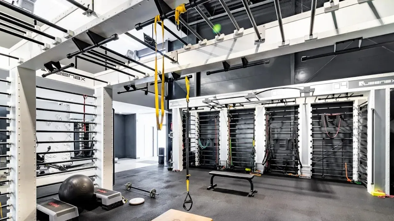 Queenax installation – Białystok, Poland
