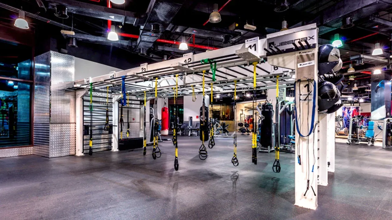 Queenax installation – Dubai, United Arab Emirates