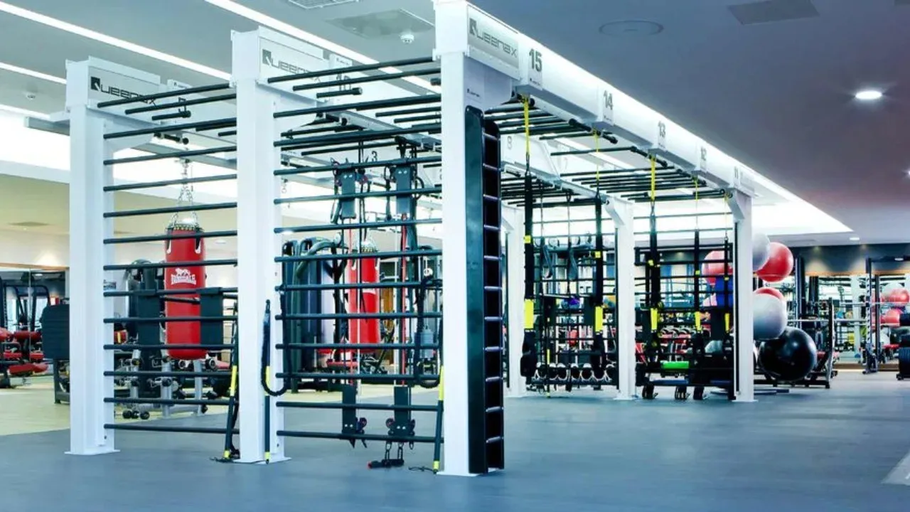 Queenax installation – London, United Kingdom